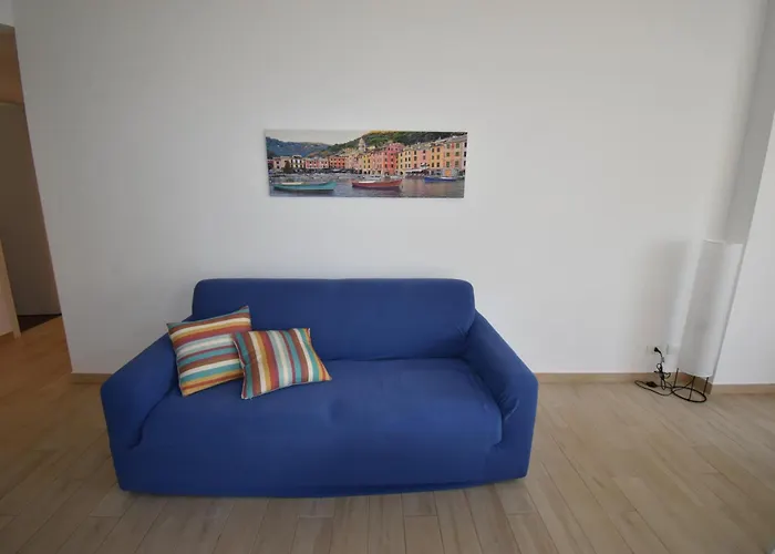 Casa Lorica