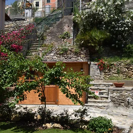Casa Lorica